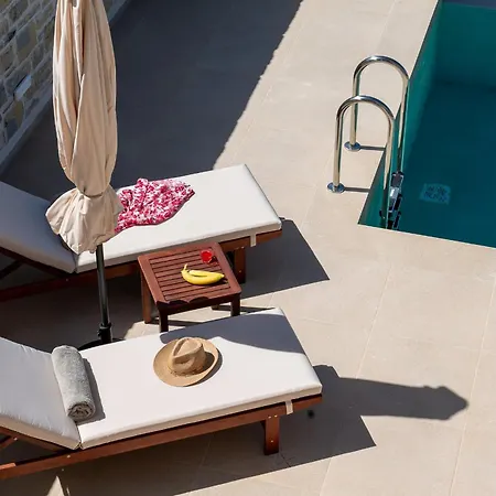 Villa Elxis Luxury Salty Pools! Kalochorafitis